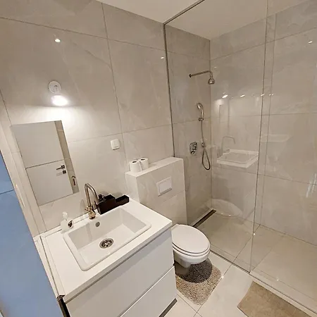 Boutique Gran Lavie - Opening 2025 * Laibach